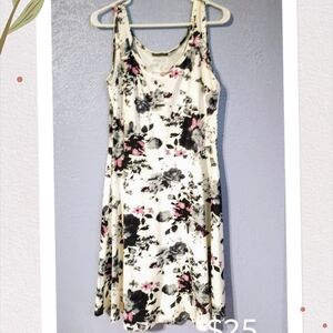 Cream and White Sleeveless Scoop Neck Midi Sundress